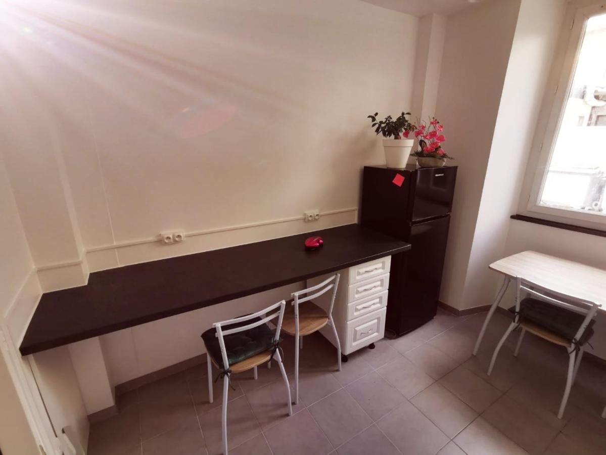 Appartement Pres De La Gare Rer C-Spacieux 4 Pieces Etampes Exterior photo